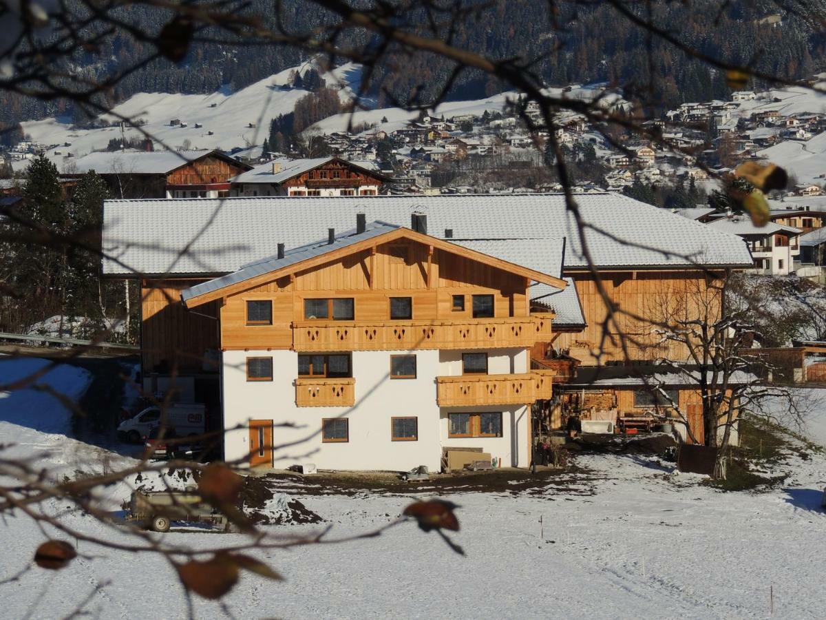 Buttererhof-Apartments Fulpmes Dış mekan fotoğraf
